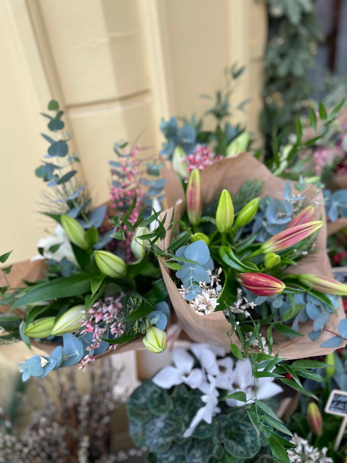 Luxury Christmas roselily bouquet