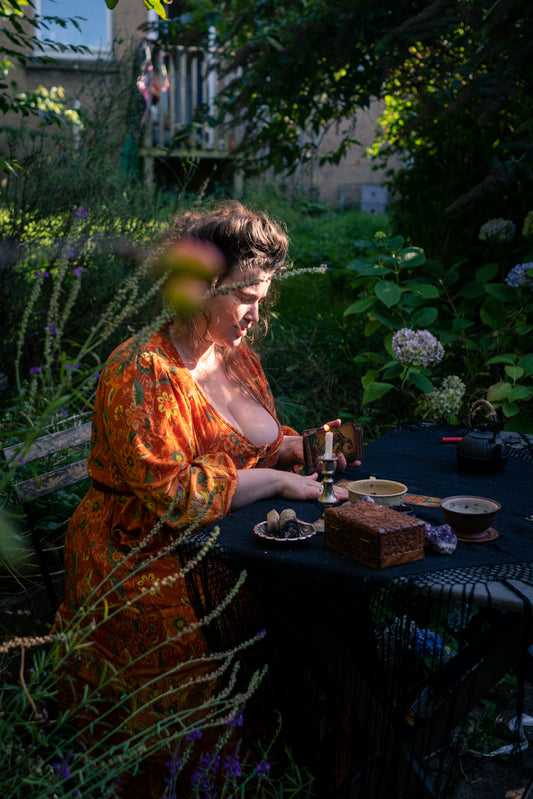 Celebrate Samhain: An Evening of Flowers and Tarot with Broughton Street Flowers x Madame Culpeper - Saturday 1st November at 6.30pm